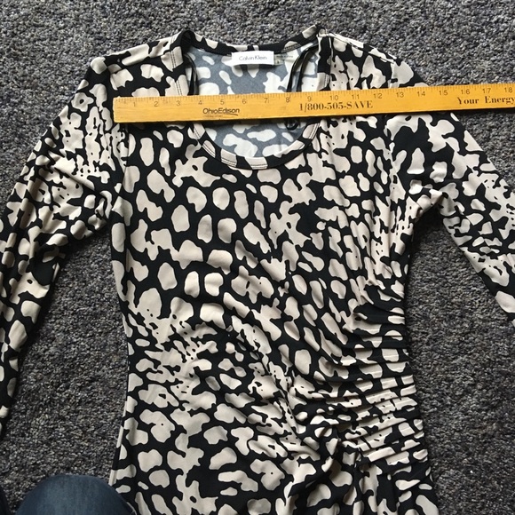 Calvin Klein Print Jersey Dress - Picture 6 of 7